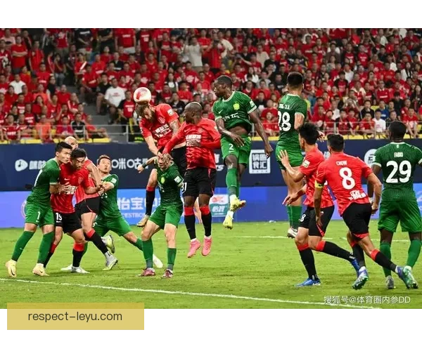 国足新周期启航联赛风云再起青年力量成焦点备受期待赛季前景引热议