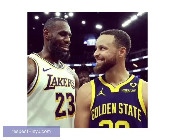 NBA新赛季焦点：湖人引援成效显著 詹姆斯领衔挑战勇士争夺总冠军