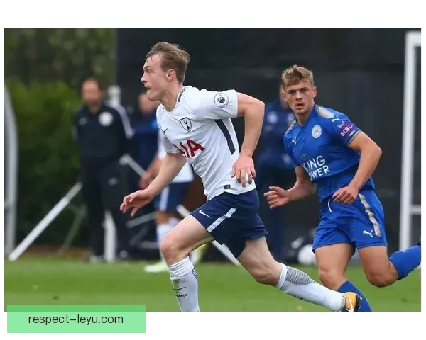 西布罗姆维奇足球俱乐部历史回顾与未来展望：英格兰足球的坚韧之魂